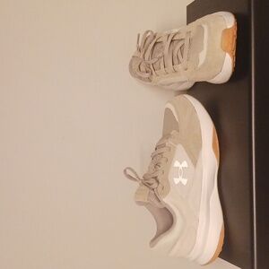 Men's UnderAmour Shoes